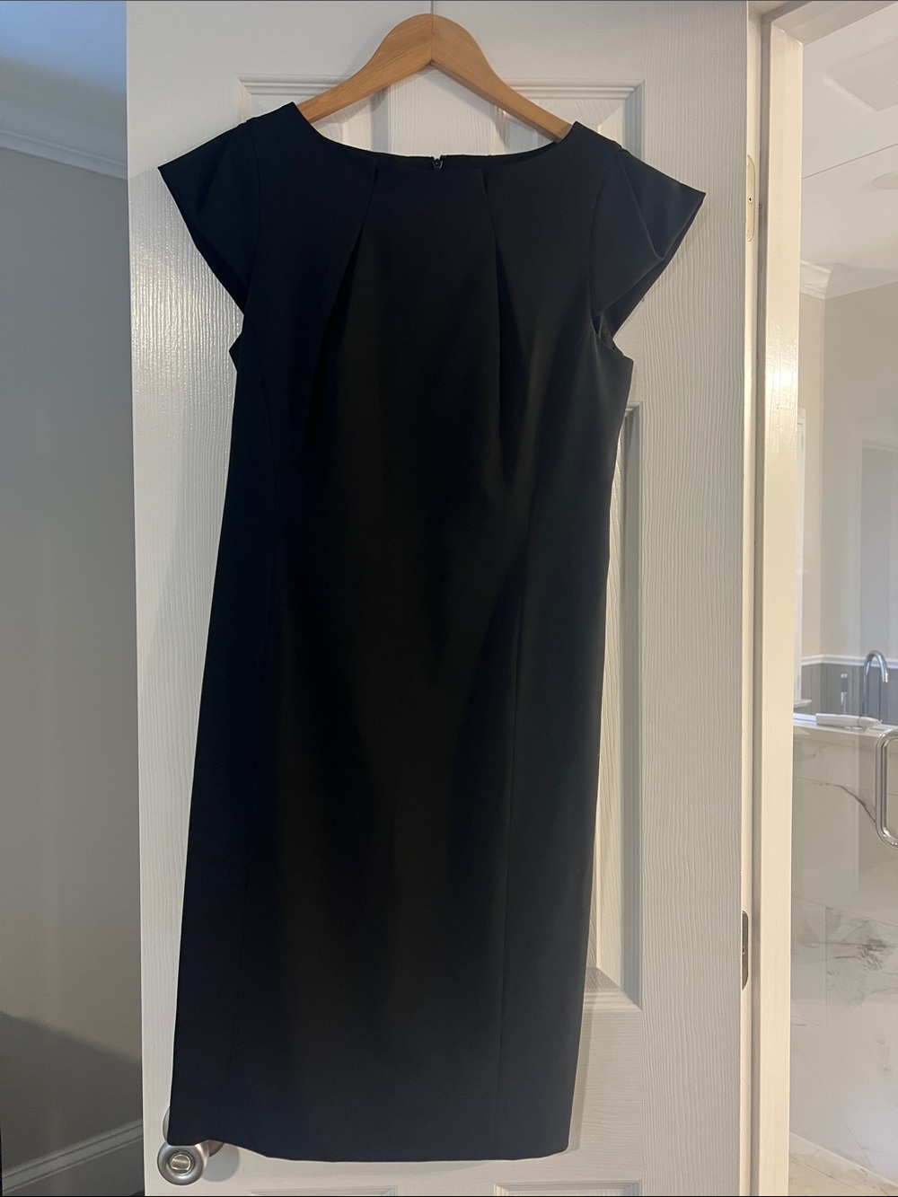 Ann Taylor Black Cap-Sleeve Sheath Dress